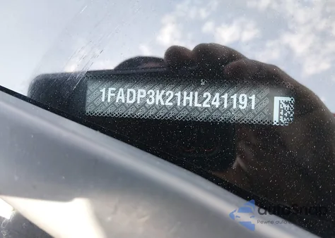 2017 Ford Focus Se из США, поврежденный, VIN 1FADP3K21HL241191